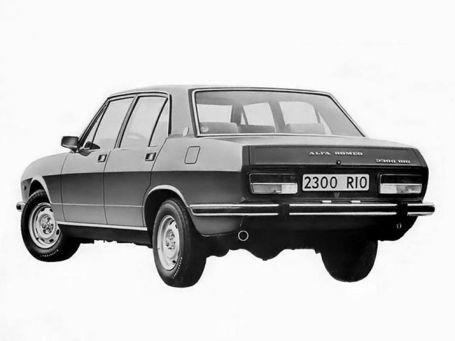  Alfa Romeo 2300 Rio (102) 1978 года  (фото 3 из 3)